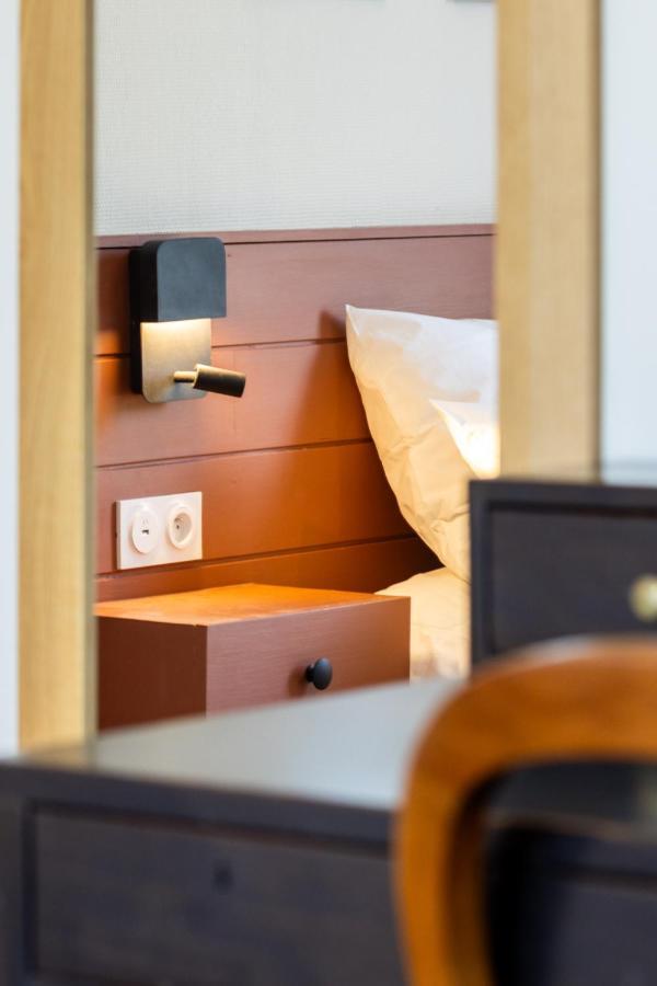 Bel Appartement, Bien Equipe Et Confortable Dans Le Centre Historique Fougères Екстериор снимка